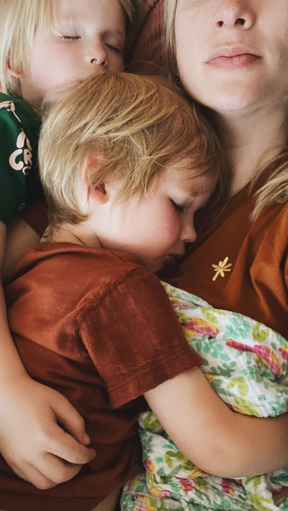 4727392E-895F-4F50-A831-CFA0AC7FEEE8